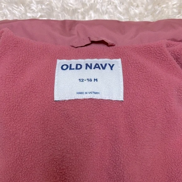 OLD NAVY || Pink Puffer Vest - Picture 3 of 4